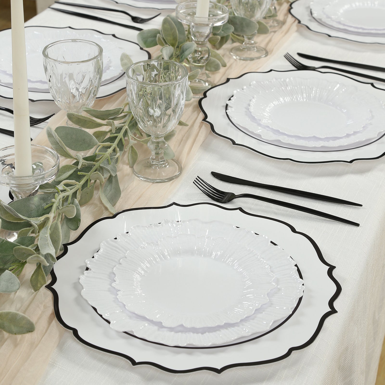 10-Pack Economy Plastic Round Charger Plates 13" in White with Black Scalloped Rim, Decorative Dinner Party Serving Plates