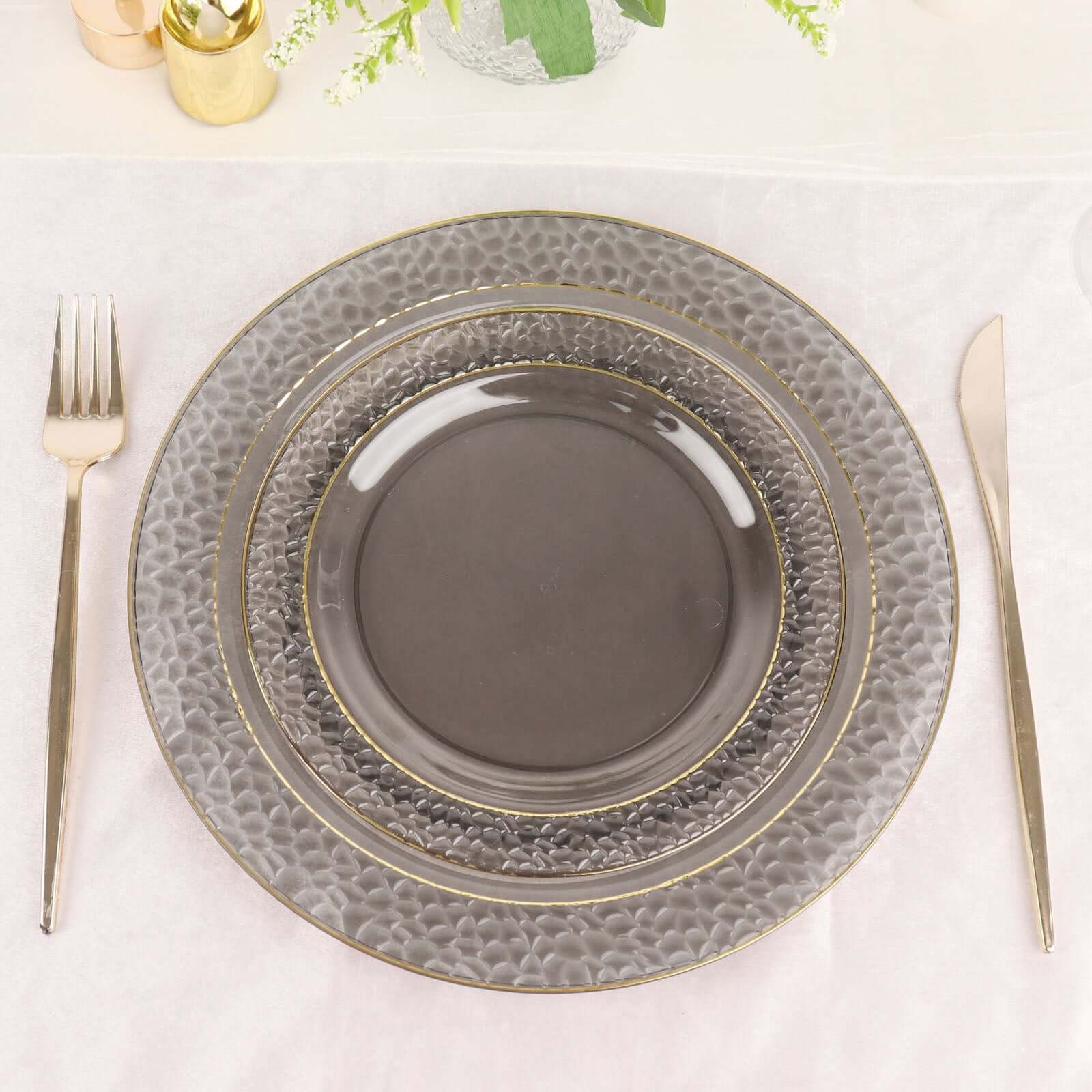 10-Pack Plastic 10" Round Dinner Plates in Opaque Black Hammered Design with Gold Rim - Disposable Party Plates for Chic Banquets & Special Occasions